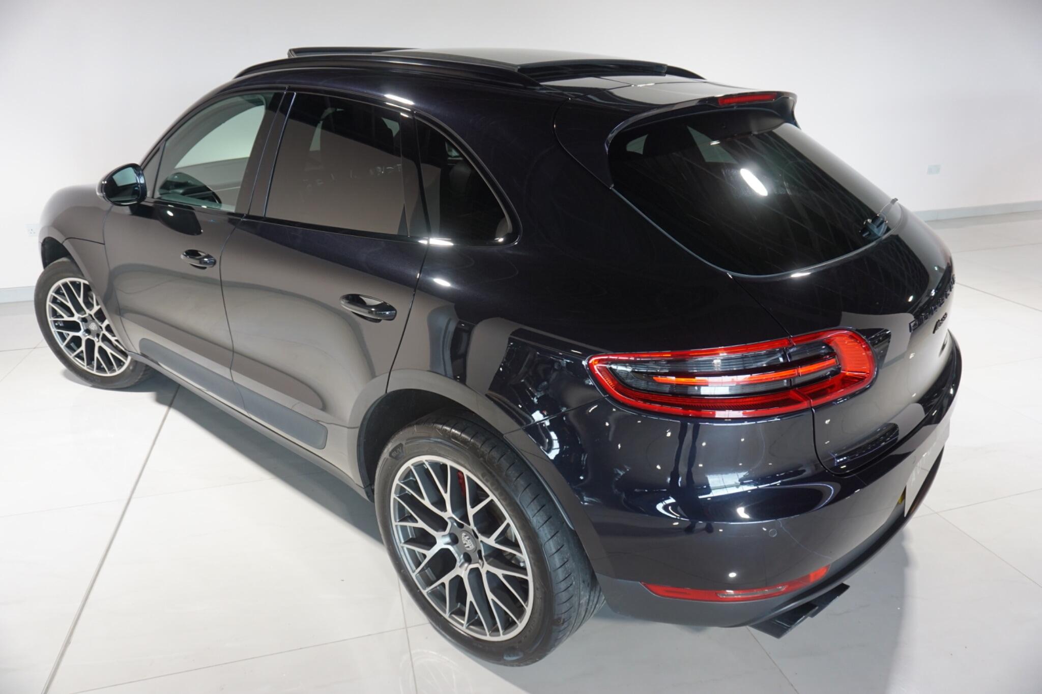 Porsche Macan 2.0T SUV 5dr Petrol PDK 4WD Euro 6 (s/s) (252 ps)